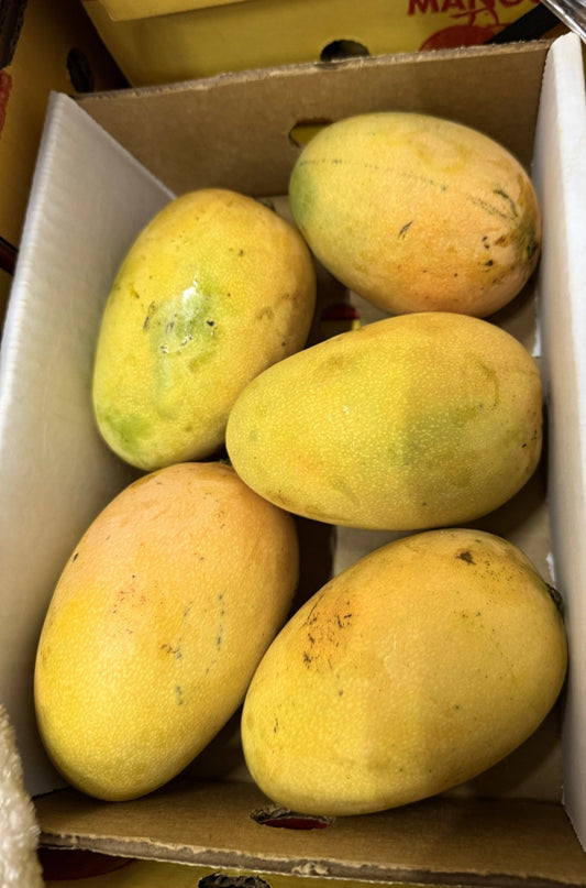 Dominicaanse mango Mingolo doos van 2kilo - TropischeSupermarkt.nl